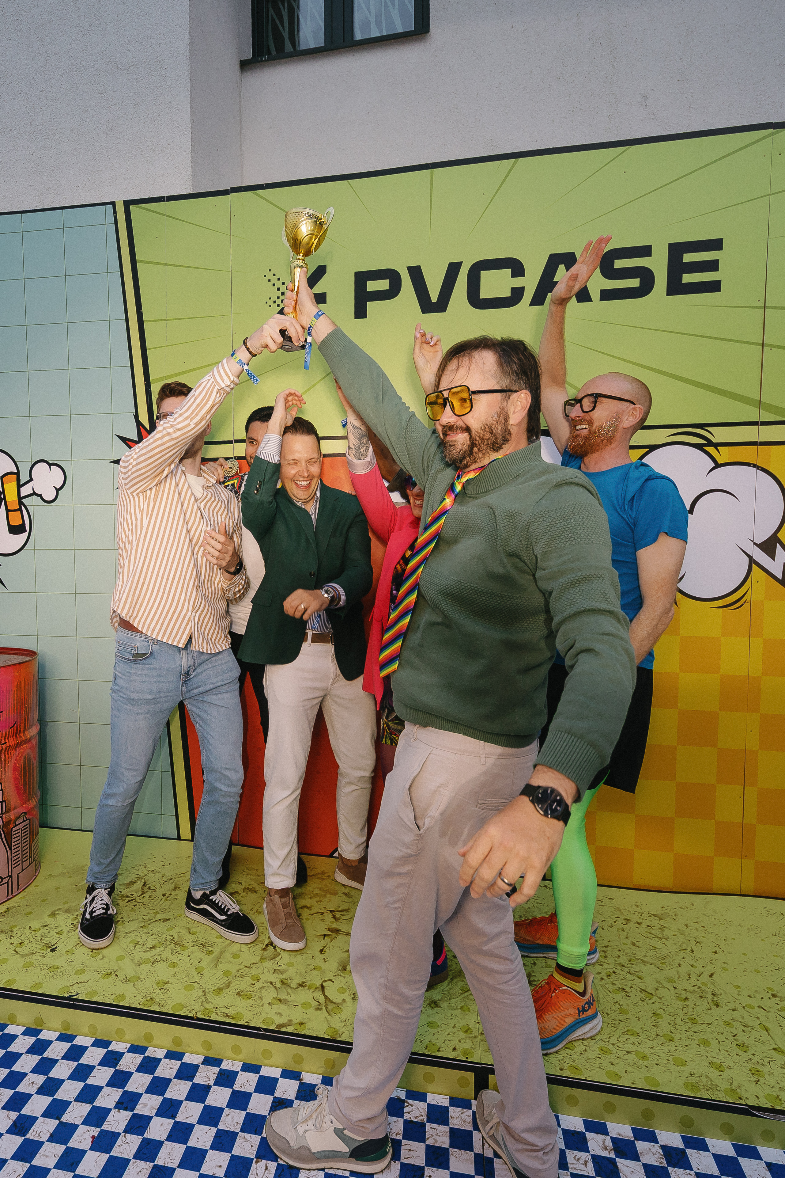 PVcase team feiert zusammen