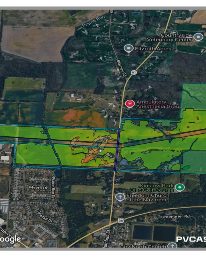 PVcase Prospect GIS interface showing parcel buildability constraints, freshwater emergent wetlands, and bedrock depth layers near Columbus, Ohio.